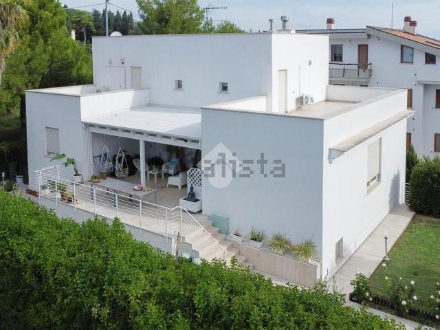 Casa in vendita a Colle Verde, Roseto degli Abruzzi