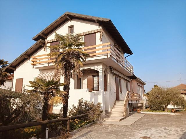 Casa in vendita a Villa Cortese, Lombardia