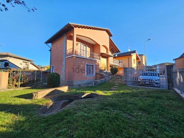 Casa in vendita a San Martino Siccomario, Lombardia