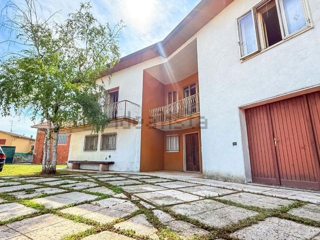 Casa in vendita a Sabbioneta, Lombardia