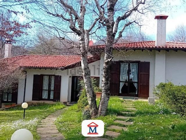Casa in vendita a Almenno San Salvatore, Bergamo