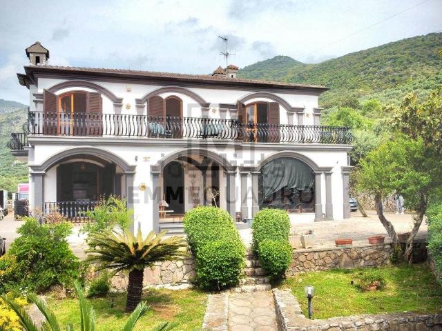 Casa in vendita a Terracina, Lazio