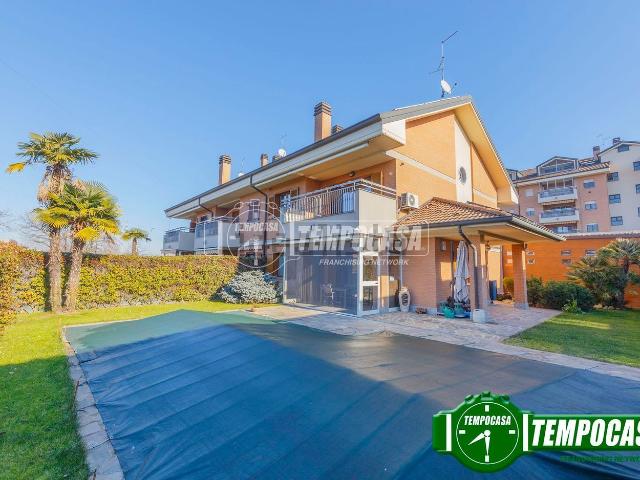 Casa in vendita a Locate di Triulzi, Lombardia