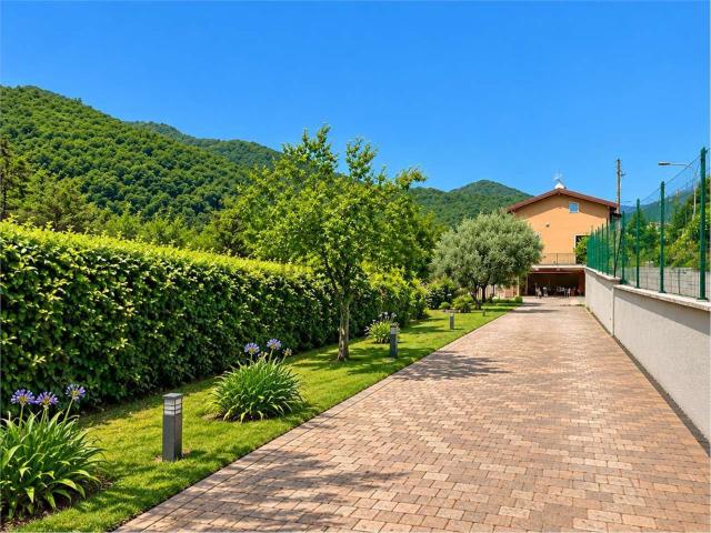 Casa in vendita a Tormini, Roè Volciano