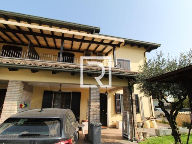 Casa in vendita a Ravenna, Reggio Emilia