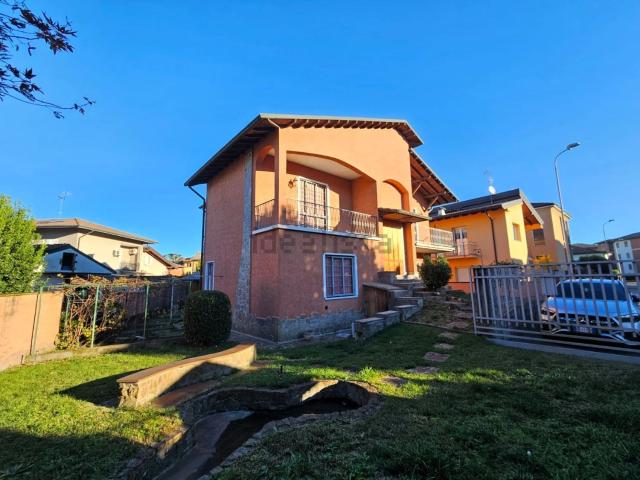 Casa in vendita a San Martino Siccomario, Lombardia