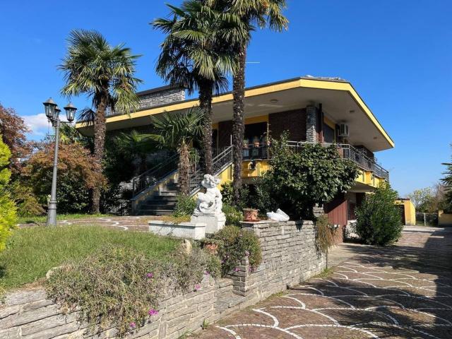 Casa in vendita a Piemonte, Novara