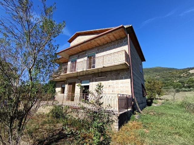 Casa in vendita a Presenzano, Caserta