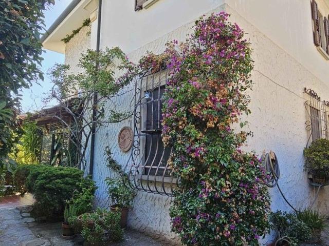 Casa in vendita a Viareggio, Toscana