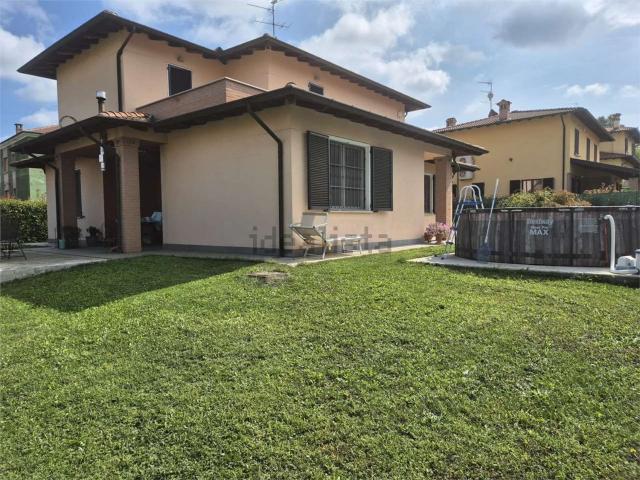 Casa in vendita a Corvino San Quirico, Lombardia