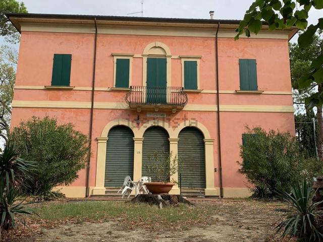 Casa in vendita a Unione dei comuni Valle del Savio, Cesenà