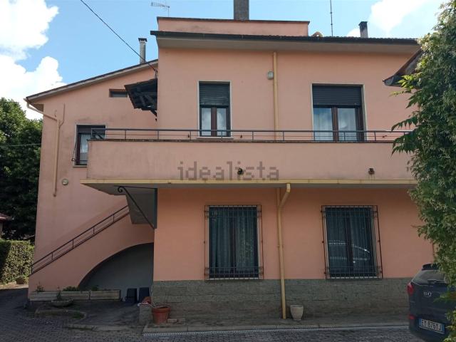 Casa in vendita a Vetralla, Lazio