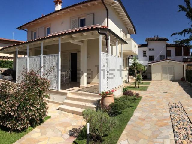 Casa in vendita a Tonfano, Toscana