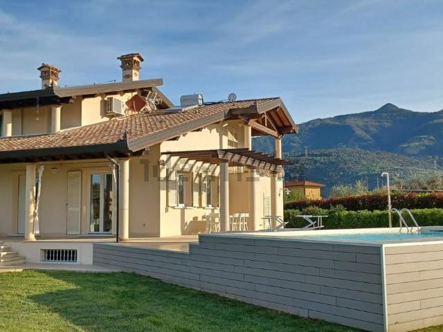 Casa in vendita a Frasso, Seravezza
