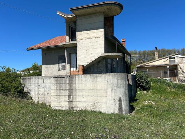 Casa in vendita a Potenza, Basilicata
