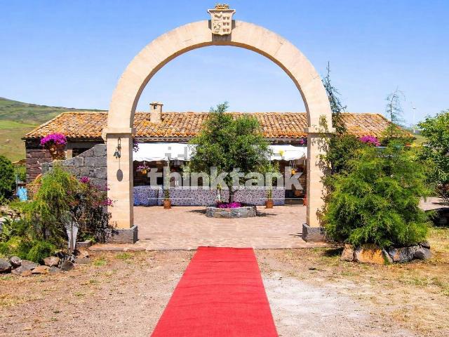Casa in vendita a Caltagirone, Sicilia