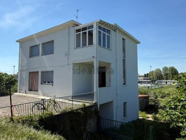 Casa in vendita a Oltreponte, Piemonte