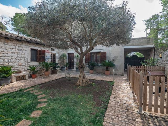 Casa in vendita a Sacro Cuore, Marina Di Modica