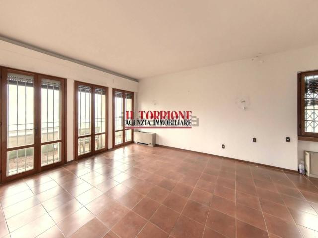 Casa in vendita a Ricciano, Uzzano E Castello