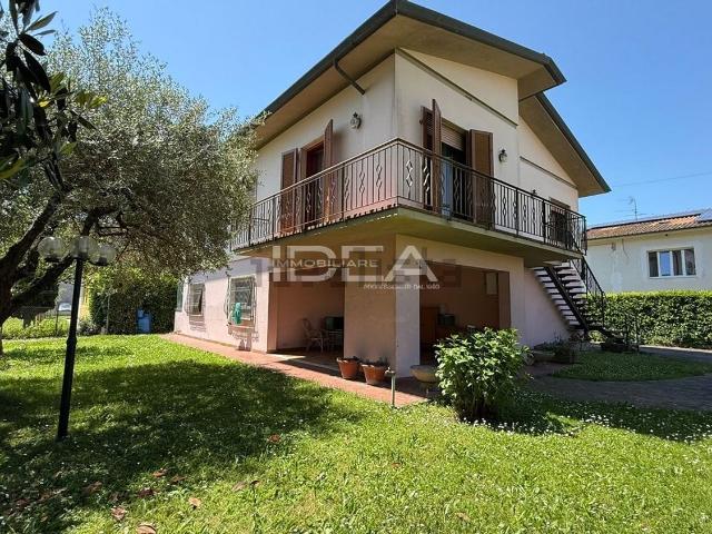 Casa in vendita a Sant'Anna, Bagni Di Lucca Ponte