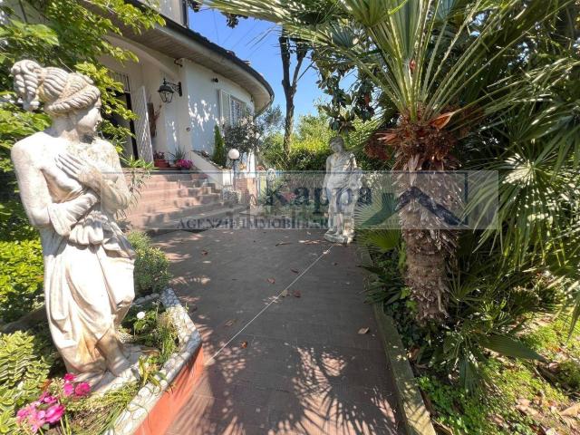 Casa in vendita a Camporicco, Cassina De' Pecchi