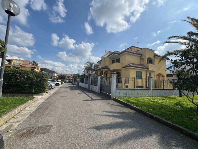Casa in vendita a Sant'anastasia, Campania