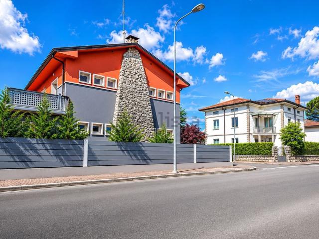 Casa in vendita a Paderno, Reana Del Roiale
