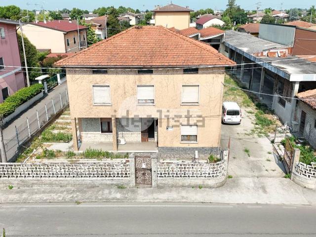 Casa in vendita a Gottolengo, Lombardia