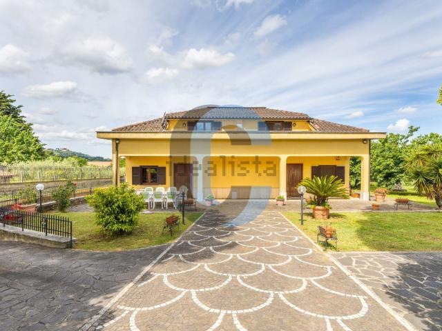 Casa in vendita a Monte Compatri, Roma Capitale