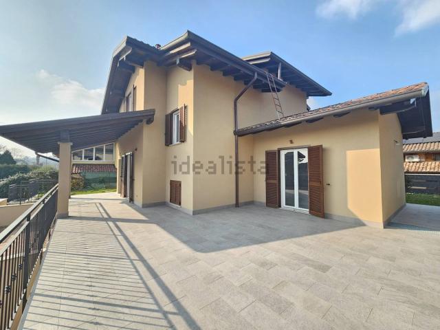 Casa in vendita a Piemonte, Novara