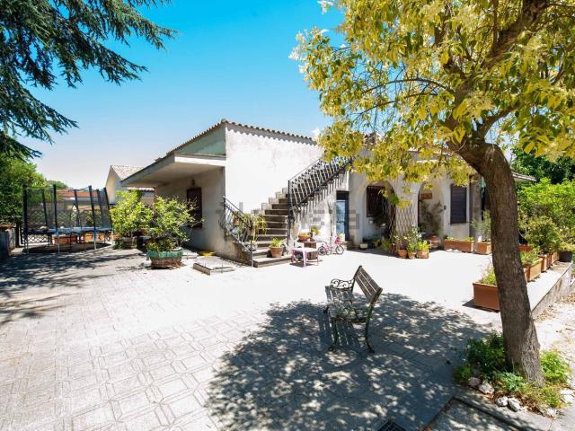 Casa in vendita a Ariccia, Roma Capitale