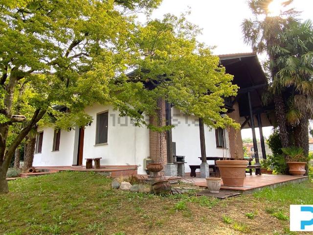 Casa in vendita a Nosate, Lombardia