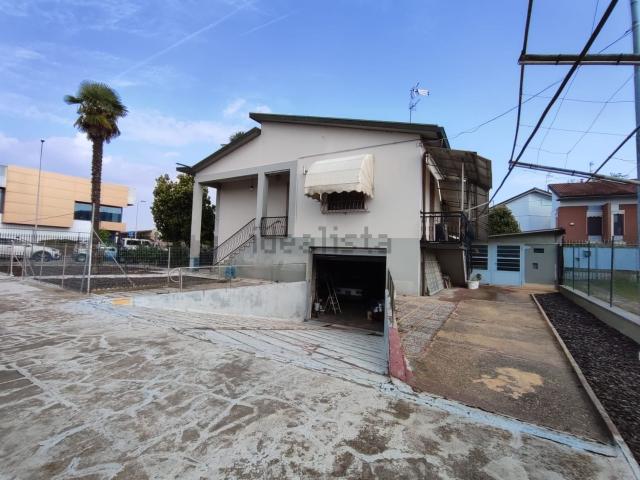 Casa in vendita a Garlasco, Lombardia
