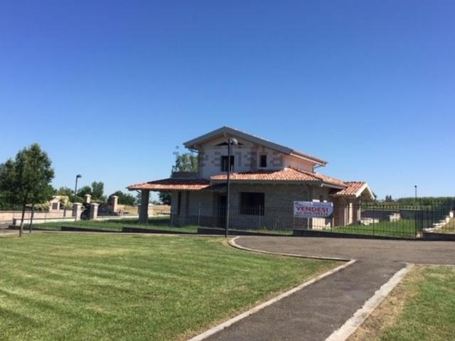 Casa in vendita a Unione di comuni Terre di Castelli, Castelvetro Di Modena