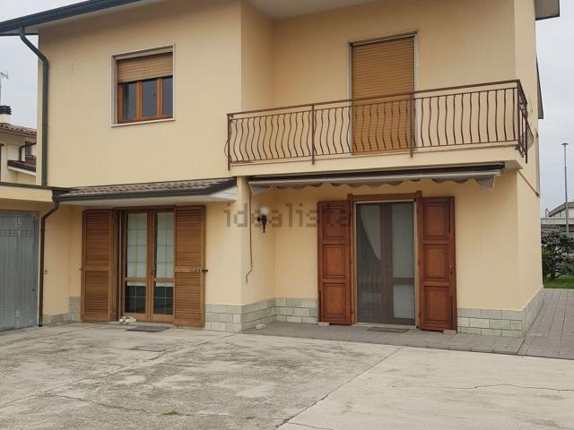 Casa in vendita a Trescore Cremasco, Lombardia