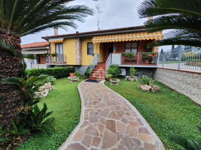Casa in vendita a Portocannone, Molise