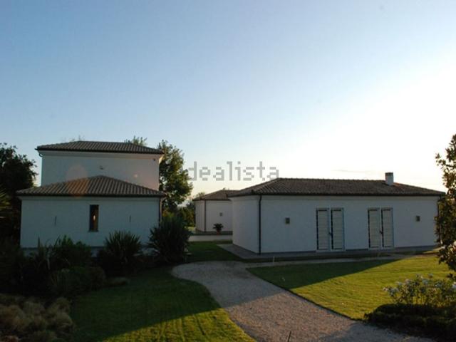 Casa in vendita a Sutri, Lazio