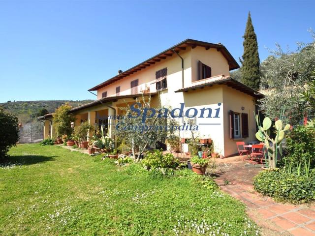 Casa in vendita a Massa e Cozzile, Massa E Cozzile