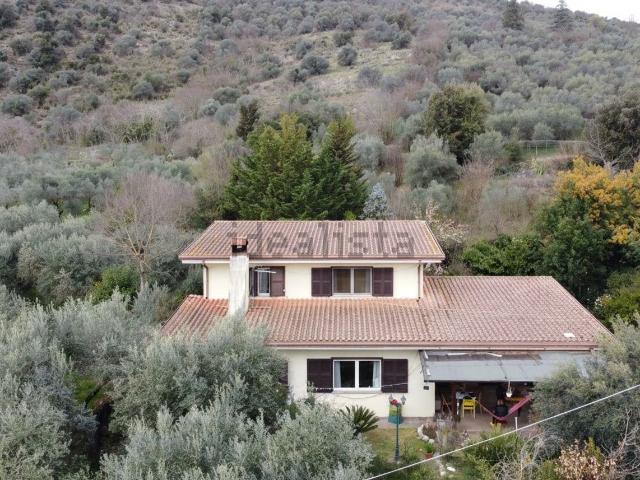 Casa in vendita a Fumone, Lazio