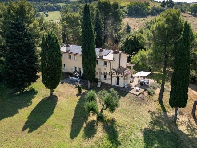 Casa in vendita a Marche, Pesaro E Urbino