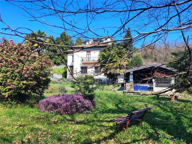 Casa in vendita a Valle Olona, Varese