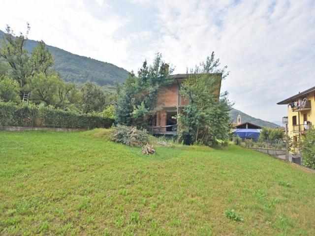 Casa in vendita a Comunità montana della valle Camonica, Artogne