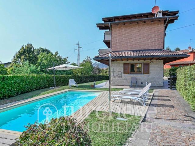 Casa in vendita a Faustina, Ponteranica