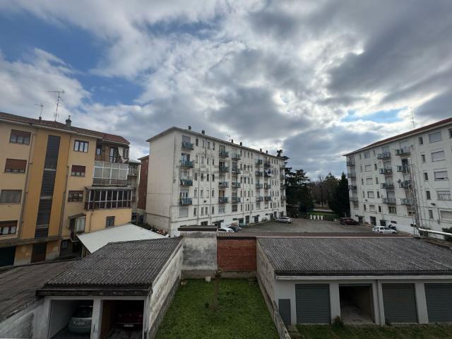 Casa in vendita a Piemonte, Vercelli