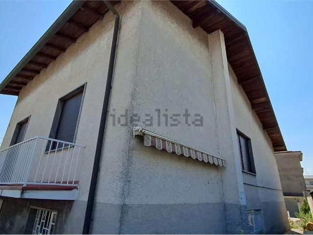 Casa in vendita a Casorezzo, Lombardia