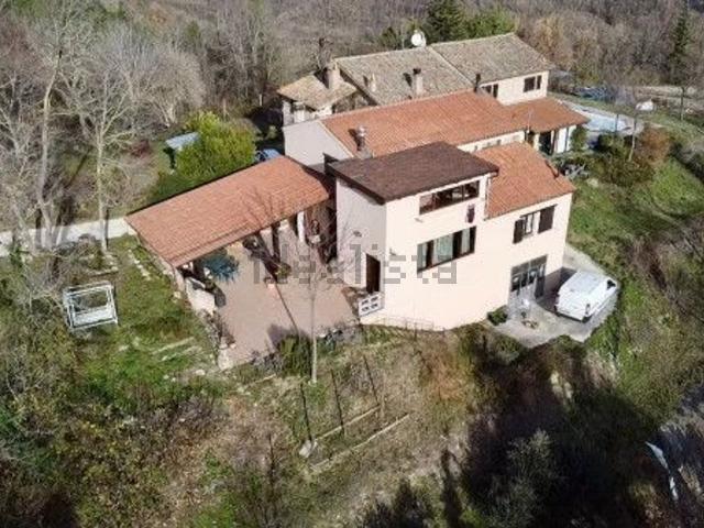 Casa in vendita a Marche, Macerata