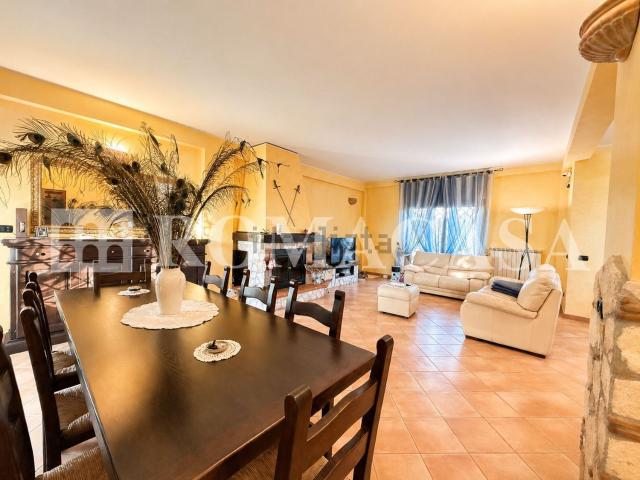 Casa in vendita a Roma Capitale, Lazio