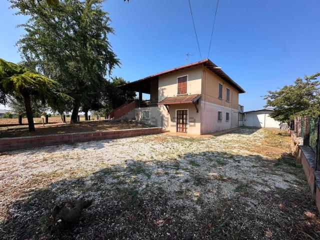 Casa in vendita a Isorella, Brescia