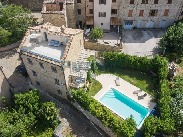 Casa in vendita a Marche, Fermo