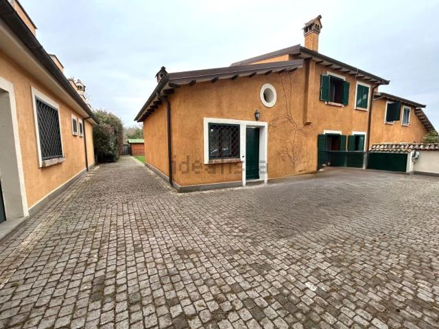 Casa in vendita a Roma Capitale, Lazio